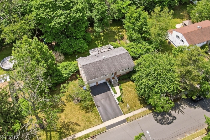 8 Nottingham Drive Property Photo 24