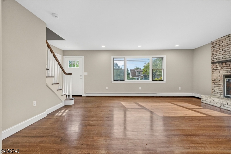 11 Franklin St Property Photo 9