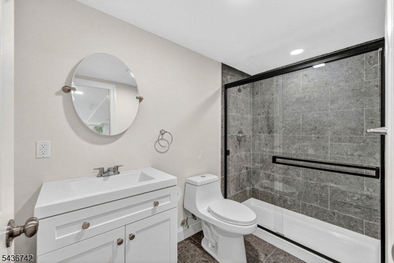 11 Franklin St Property Photo 25