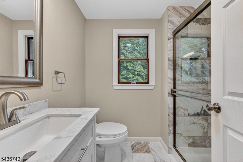 11 Franklin St Property Photo 34