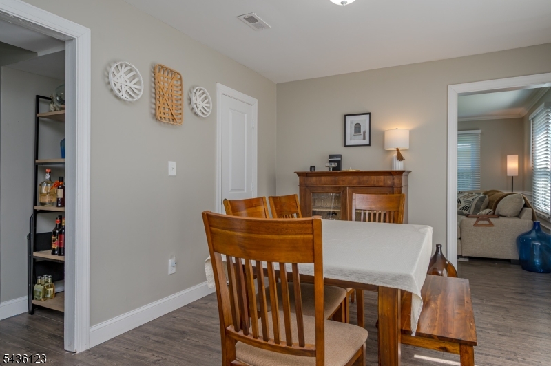 60 Midvale Ln Property Photo 8