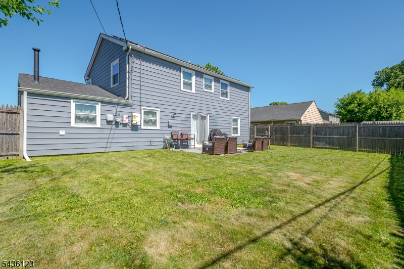 60 Midvale Ln Property Photo 23