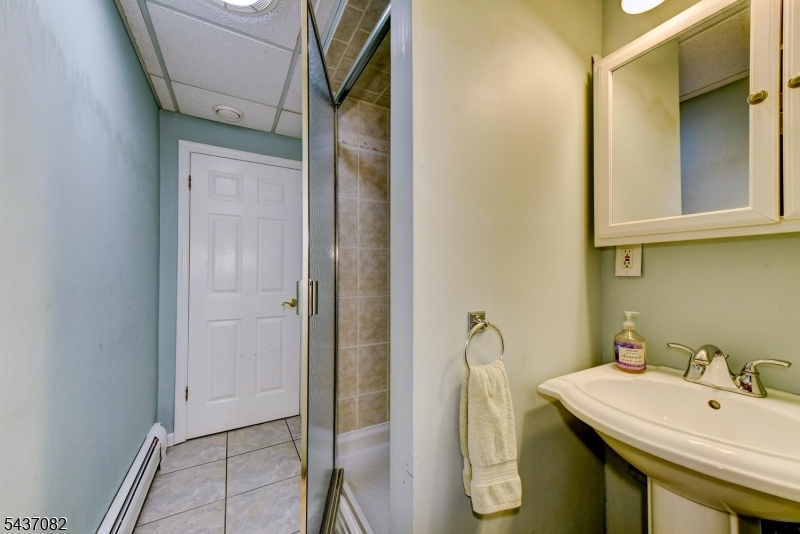 11 Yellow Brick Rd Property Photo 34