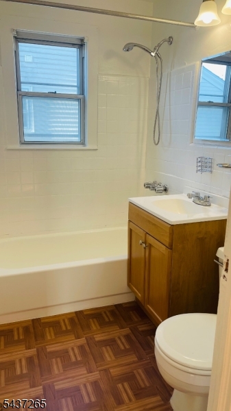 728 Thomas St Property Photo 6