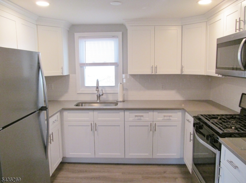 11 Meehan Ave Property Photo 1