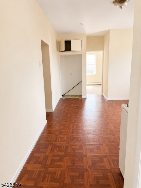 98 E Centre St Property Photo 8