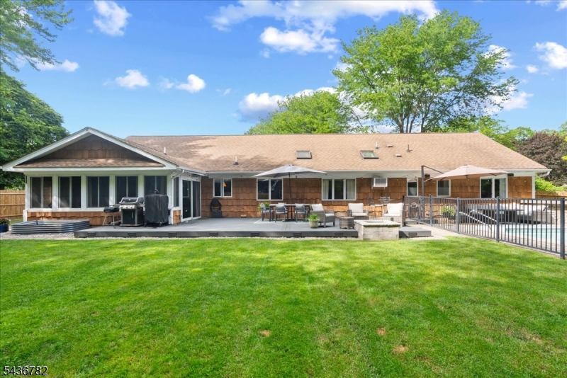 21 Carteret St Property Photo 1