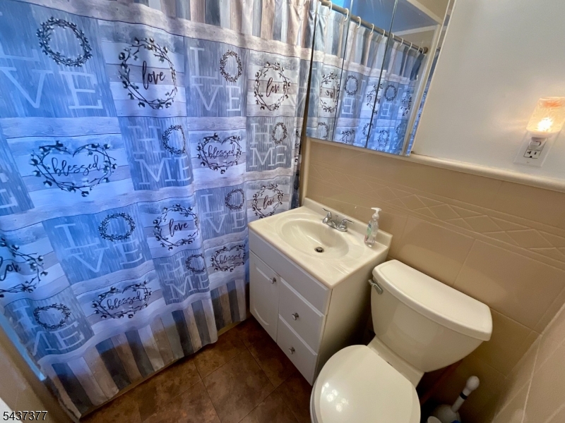 11 Chadwick Dr Property Photo 10