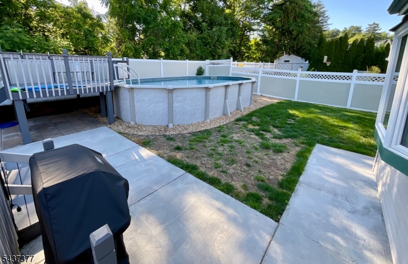 11 Chadwick Dr Property Photo 18