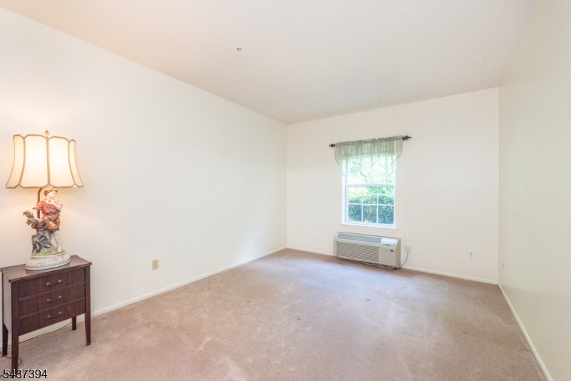 1101 Richmond Rd 101 Property Photo 12