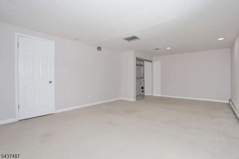96 Wilson Ave Property Photo 34