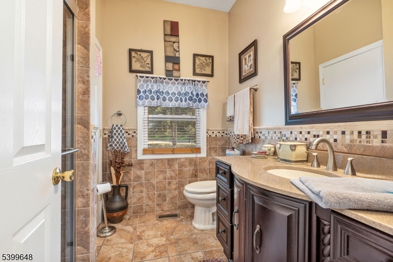 512 Township Line Rd Property Photo 15