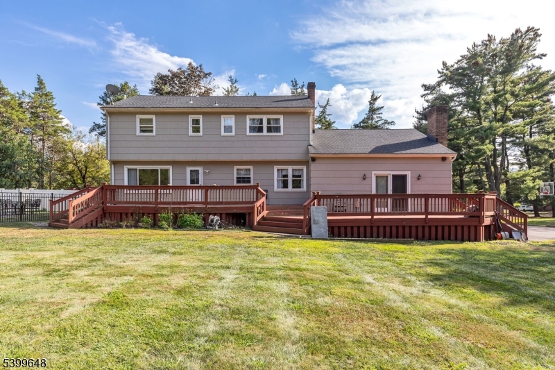 512 Township Line Rd Property Photo 30