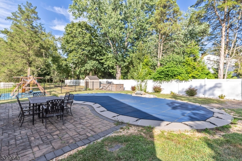 512 Township Line Rd Property Photo 34