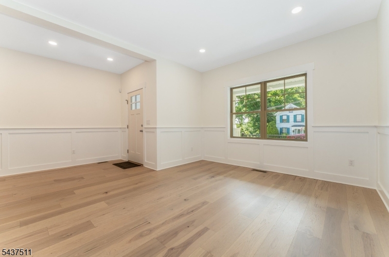 8 Church Street Property Photo 18
