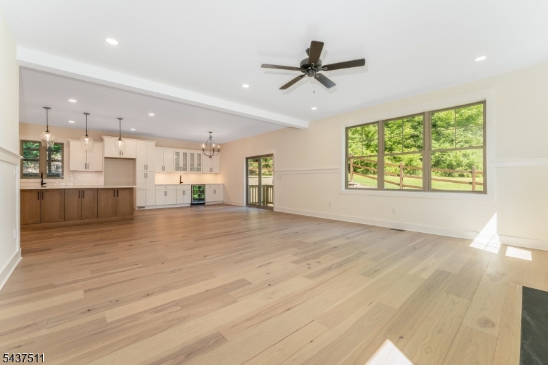 8 Church Street Property Photo 19