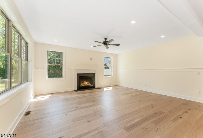 8 Church Street Property Photo 24