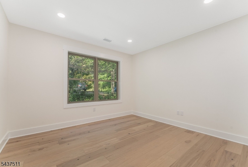 8 Church Street Property Photo 31
