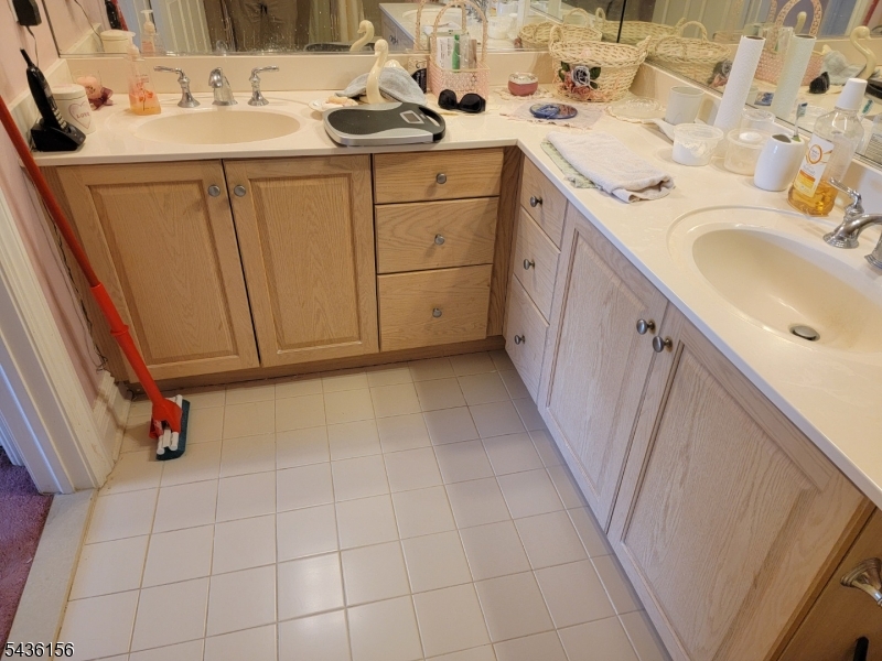 40 Schmidt Cir Property Photo 11