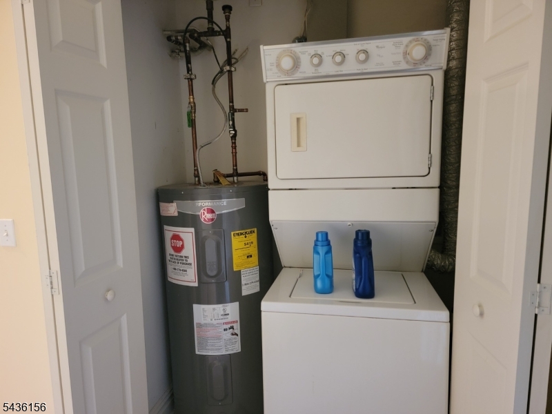 40 Schmidt Cir Property Photo 12