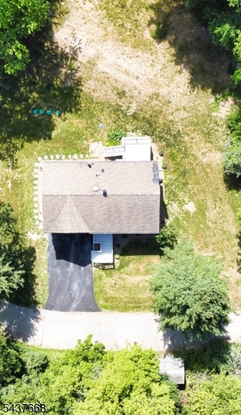 43 Courtland Dr Property Photo 10