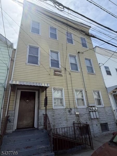 35 Vincent St Property Photo 1