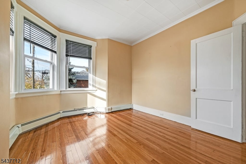 74 Plauderville Ave 3 Property Photo 3