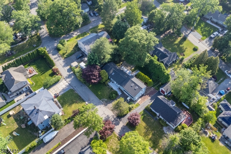 20 Wanaque Rd Property Photo 2