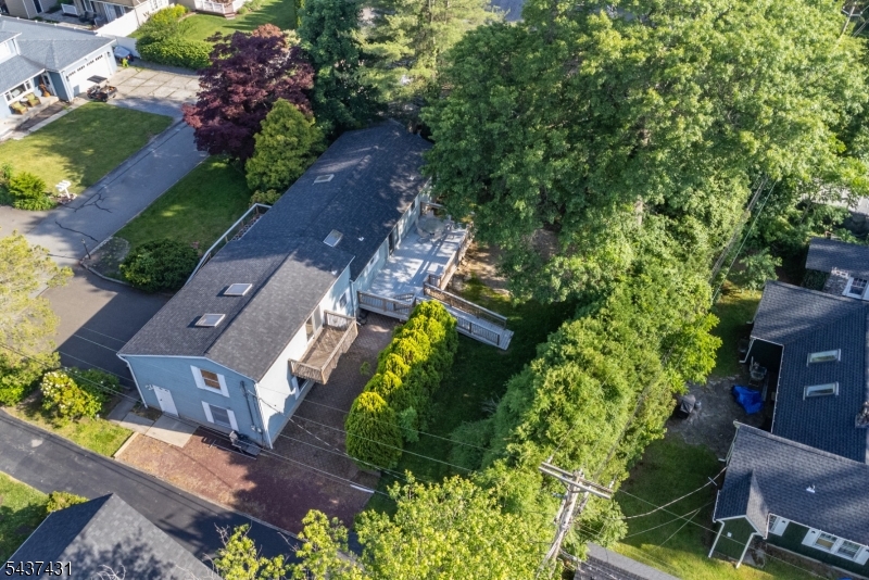 20 Wanaque Rd Property Photo 3