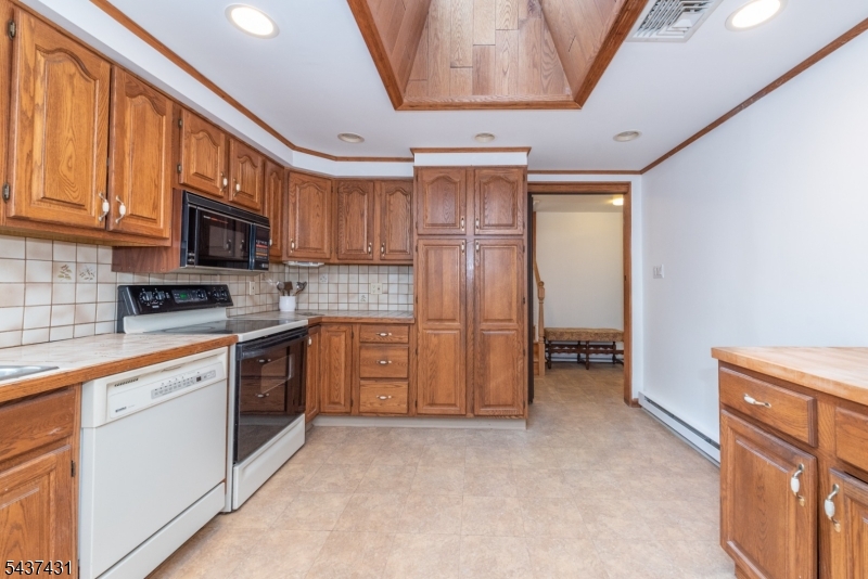 20 Wanaque Rd Property Photo 10