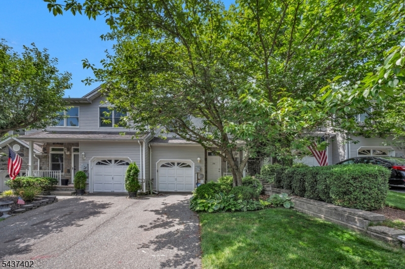 286 Summerhill Dr Property Photo 1