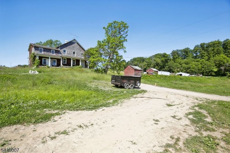 Swayze Mill Rd Property Photo 4