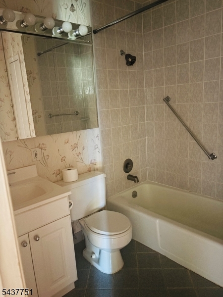 181 Long Hill Road 2-5 5 Property Photo 7