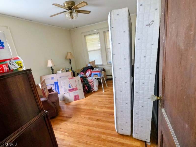 2218 Berwyn St Property Photo 12