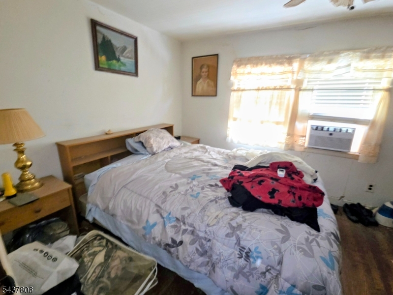 2218 Berwyn St Property Photo 17