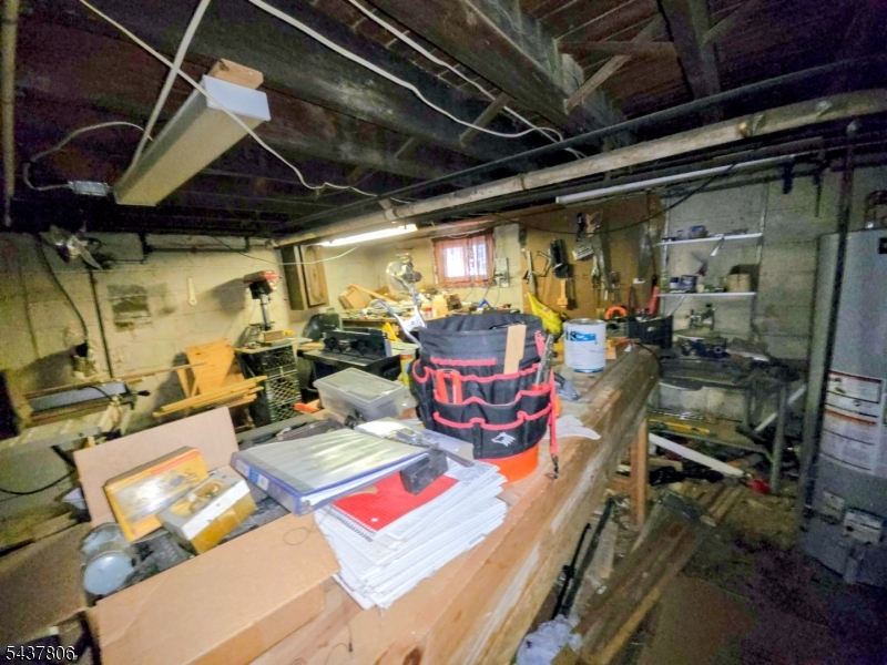 2218 Berwyn St Property Photo 22