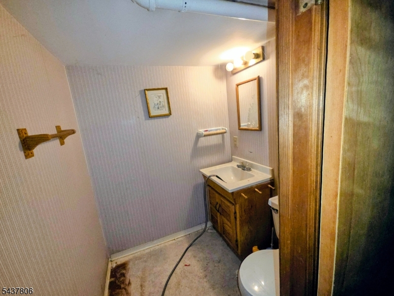 2218 Berwyn St Property Photo 23