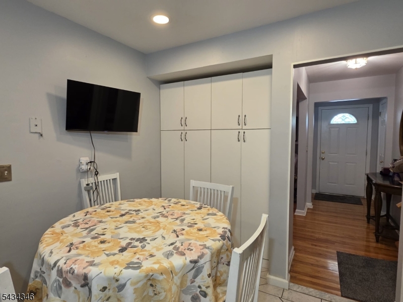 1578 Broad St Property Photo 5