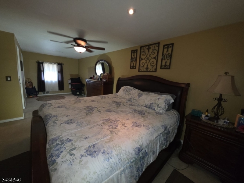 1578 Broad St Property Photo 14