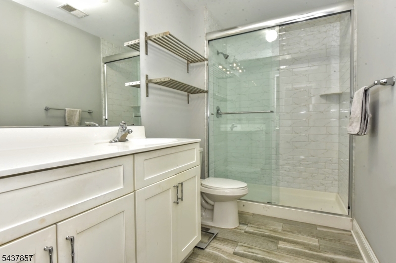 451 Springfield Ave 111 Property Photo 19