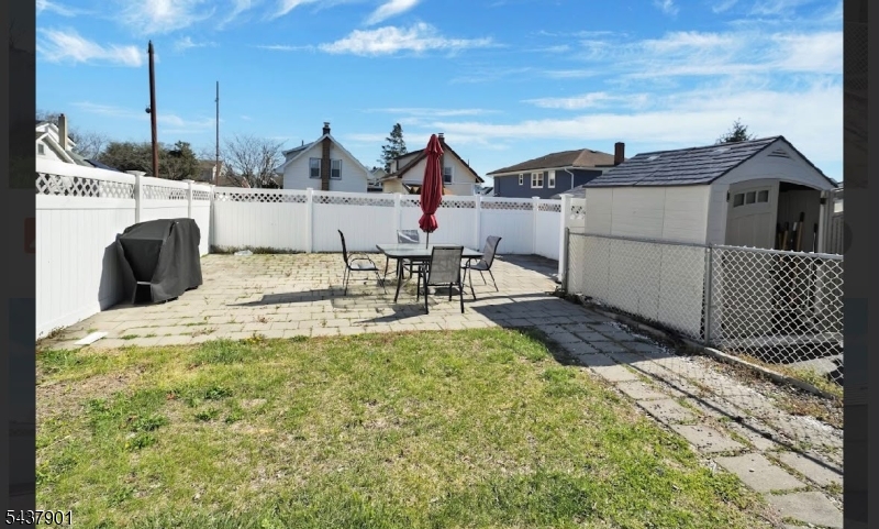 518 Miner Ter Property Photo 19