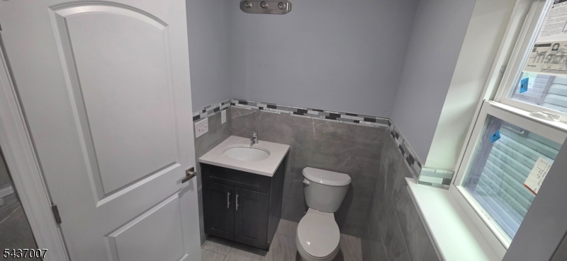 337 Court St Property Photo 6