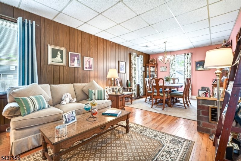 3 Buchman St Property Photo 9