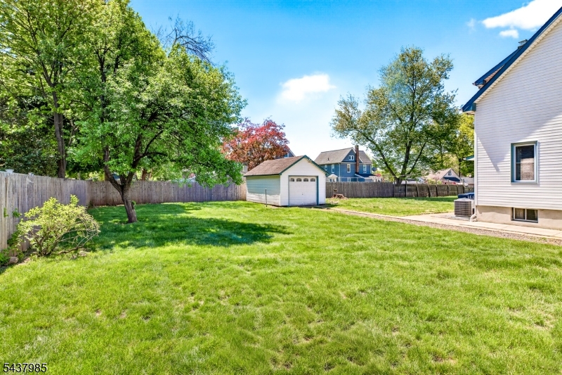 3 Buchman St Property Photo 24