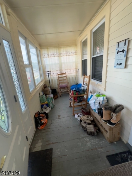 2142 Stecher Ave Property Photo 4
