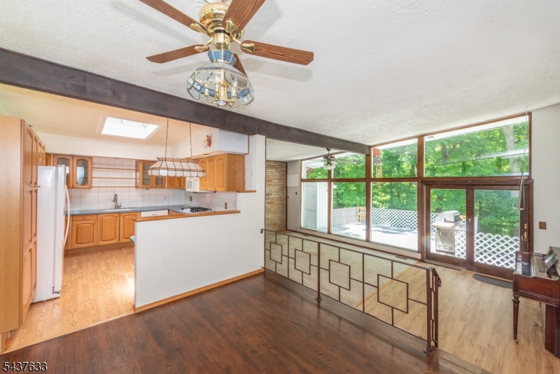 6 Mohawk Trl Property Photo 3