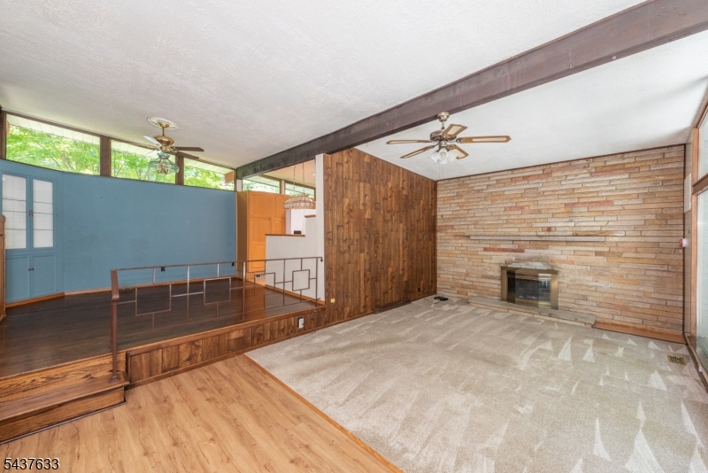 6 Mohawk Trl Property Photo 5