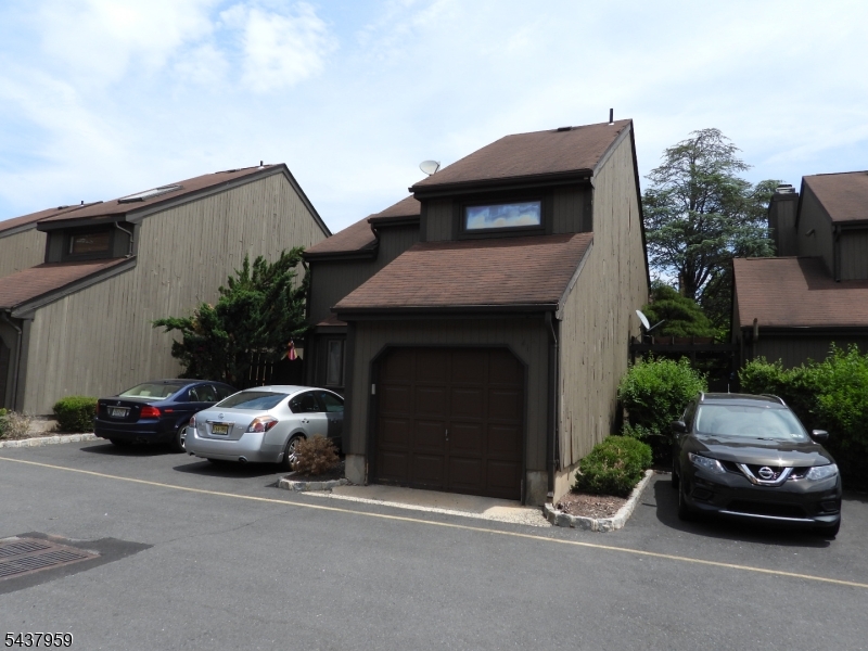 41 Riverbend Dr Property Photo 2