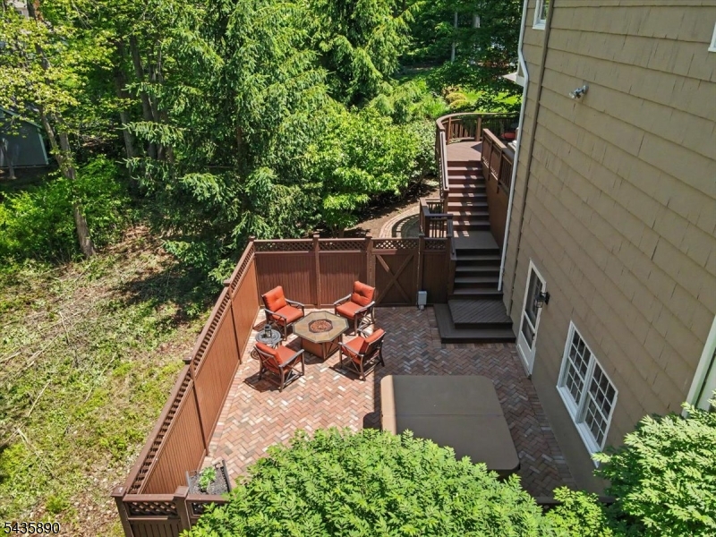 52 Hampton Rd Property Photo 33