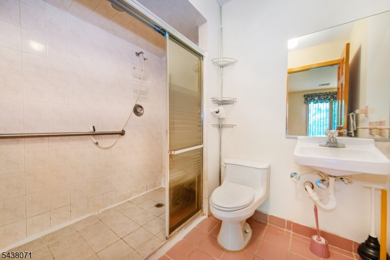 25 Wood Chase Ln Property Photo 31